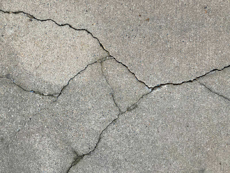 How to Fix Cracks in Concrete Patio: Simple Steps for a Smooth Surface